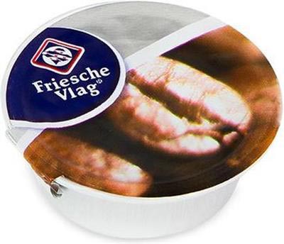 Friesche Vlag koffiemelk, cupjes van 8,4 ml, doos van 200 stuks afbeelding