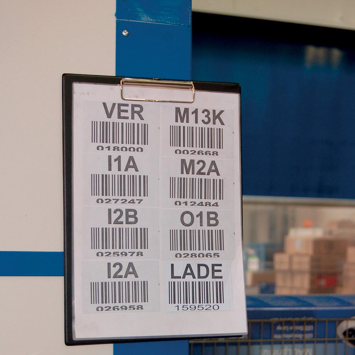 MAUL klemplaat pvc met 2 magneten op de achterzijde A4 staand zwart afbeelding