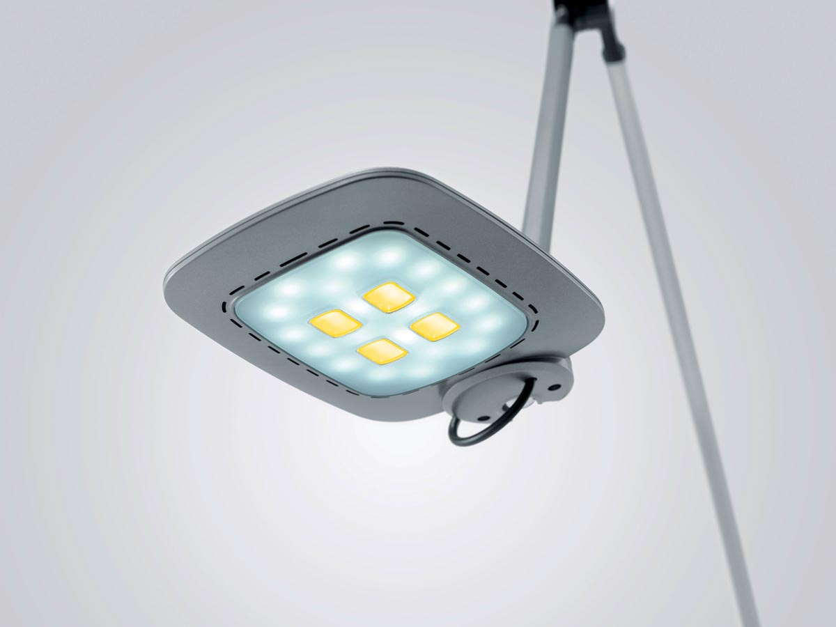 bruiloft hybride beneden Hansa bureaulamp E-Motion, LED-lamp, zilver bij VindiQ Office