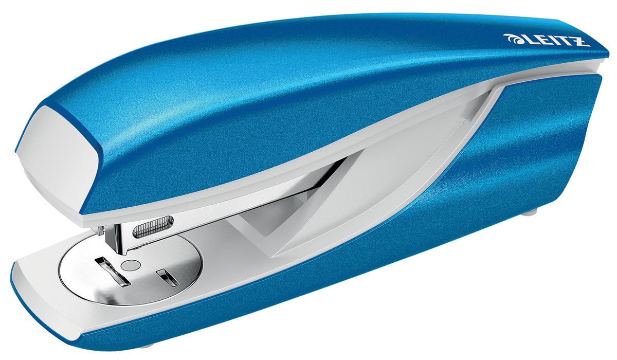 Leitz NeXXt WOW 5502 nietmachine, blauw metallic, op blister afbeelding