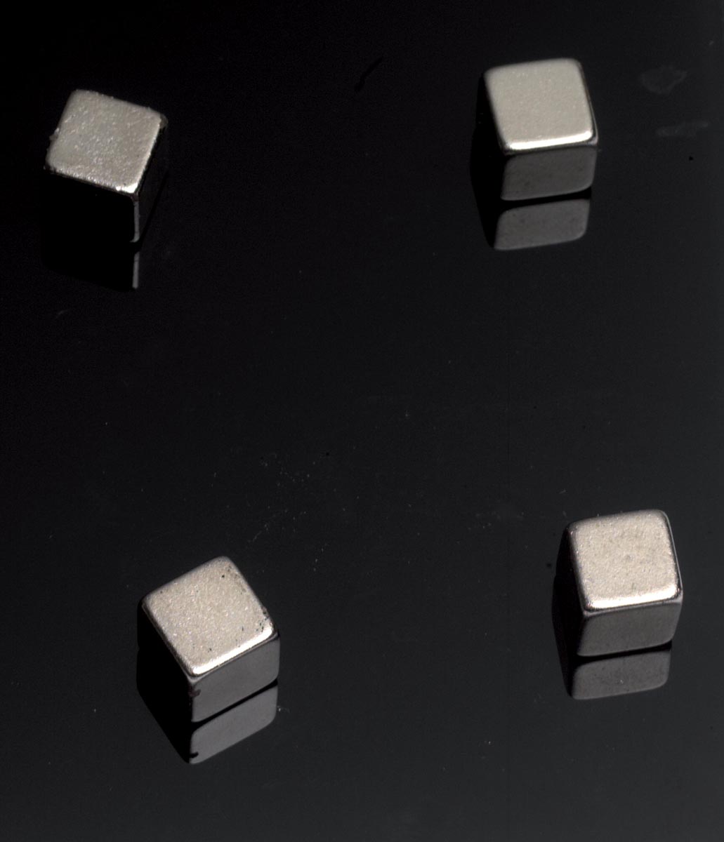 Naga magneet glasbord, ft 10 x 10 x 10 mm, pak van 4 stuks afbeelding